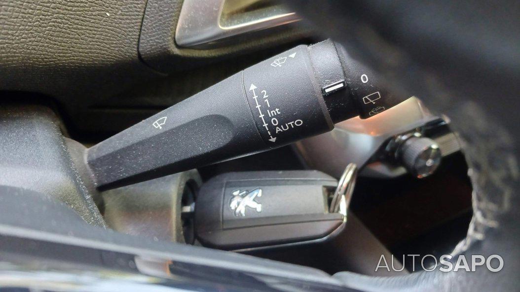 Peugeot 5008 1.5 BlueHDi Allure de 2019