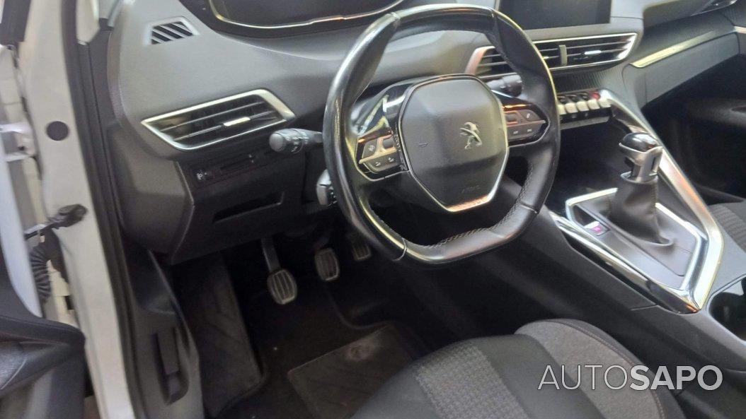 Peugeot 5008 1.5 BlueHDi Allure de 2019