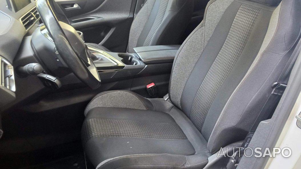 Peugeot 5008 1.5 BlueHDi Allure de 2019