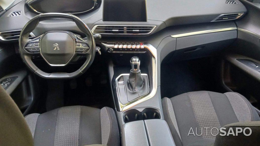 Peugeot 5008 1.5 BlueHDi Allure de 2019