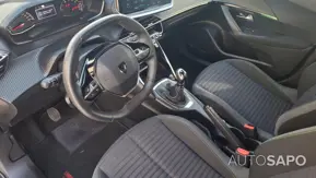 Peugeot 2008 1.2 PureTech Active de 2024