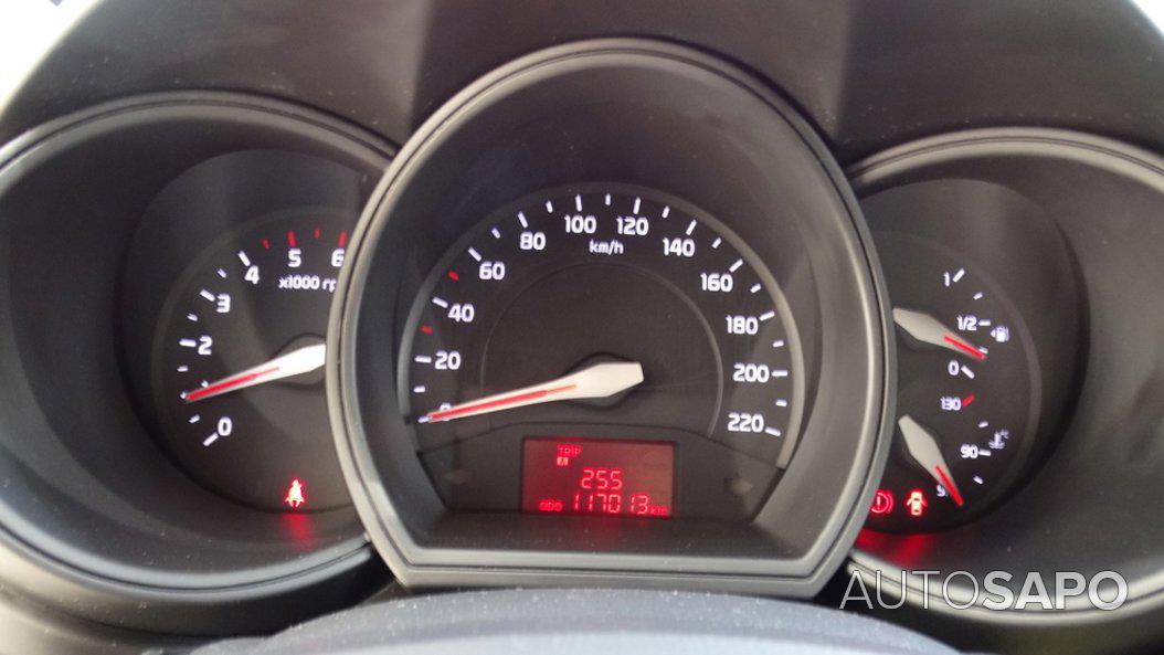 Kia Rio 1.1 CRDi LX ISG de 2016