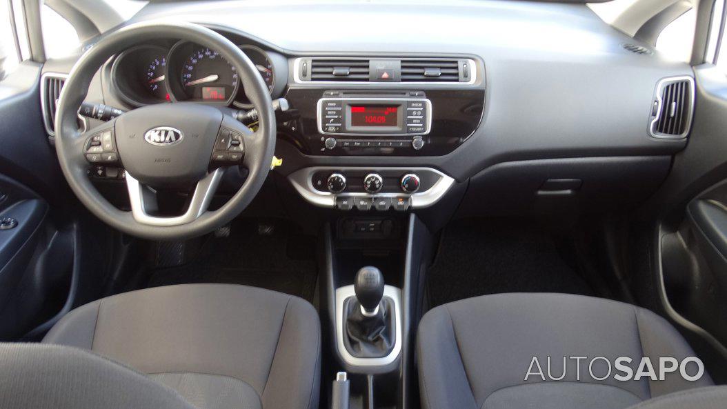 Kia Rio 1.1 CRDi LX ISG de 2016
