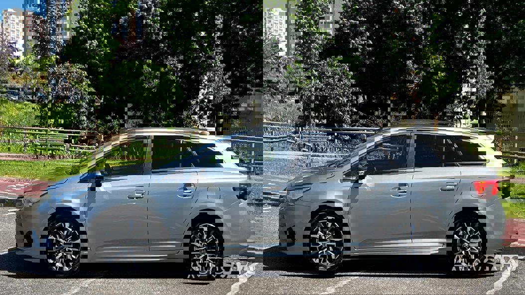Toyota Avensis de 2016