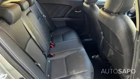 Toyota Avensis de 2016