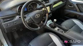 Toyota Avensis de 2016