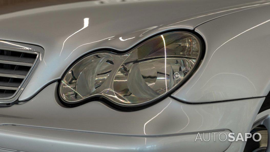 Mercedes-Benz Classe C de 2004