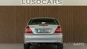Mercedes-Benz Classe C de 2004