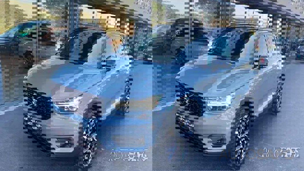 Volvo XC40 1.5 T4 PHEV R-Design de 2021