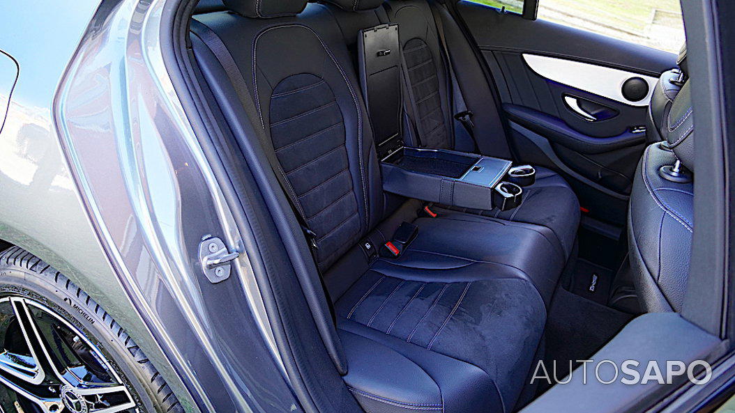 Mercedes-Benz Classe C 300 de AMG Line de 2020