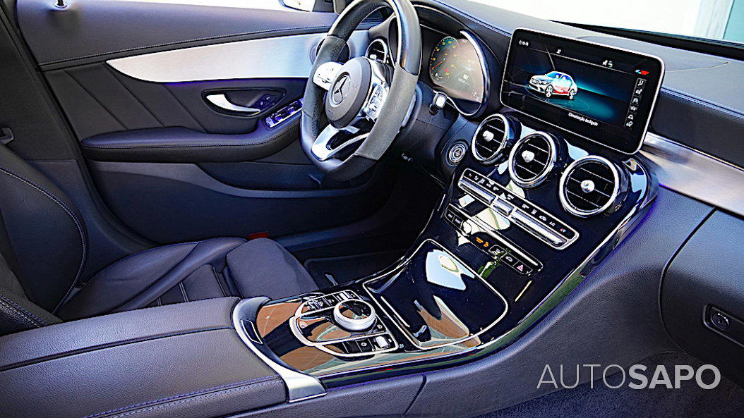 Mercedes-Benz Classe C 300 de AMG Line de 2020