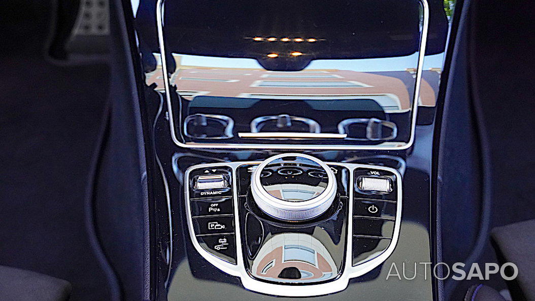 Mercedes-Benz Classe C 300 de AMG Line de 2020