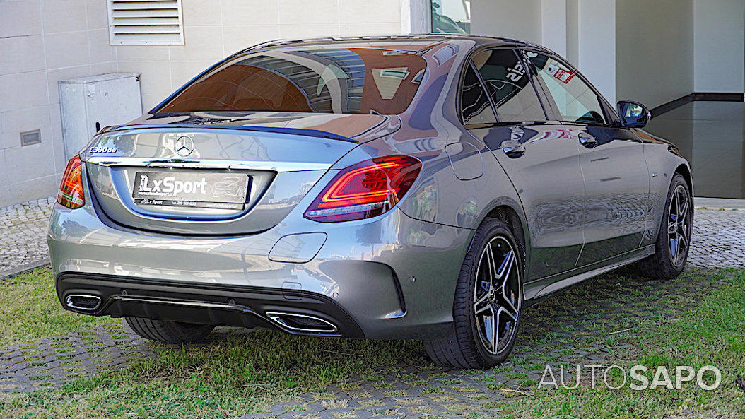 Mercedes-Benz Classe C 300 de AMG Line de 2020
