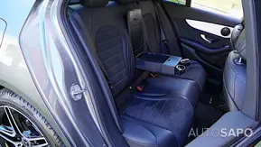 Mercedes-Benz Classe C 300 de AMG Line de 2020