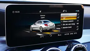 Mercedes-Benz Classe C 300 de AMG Line de 2020
