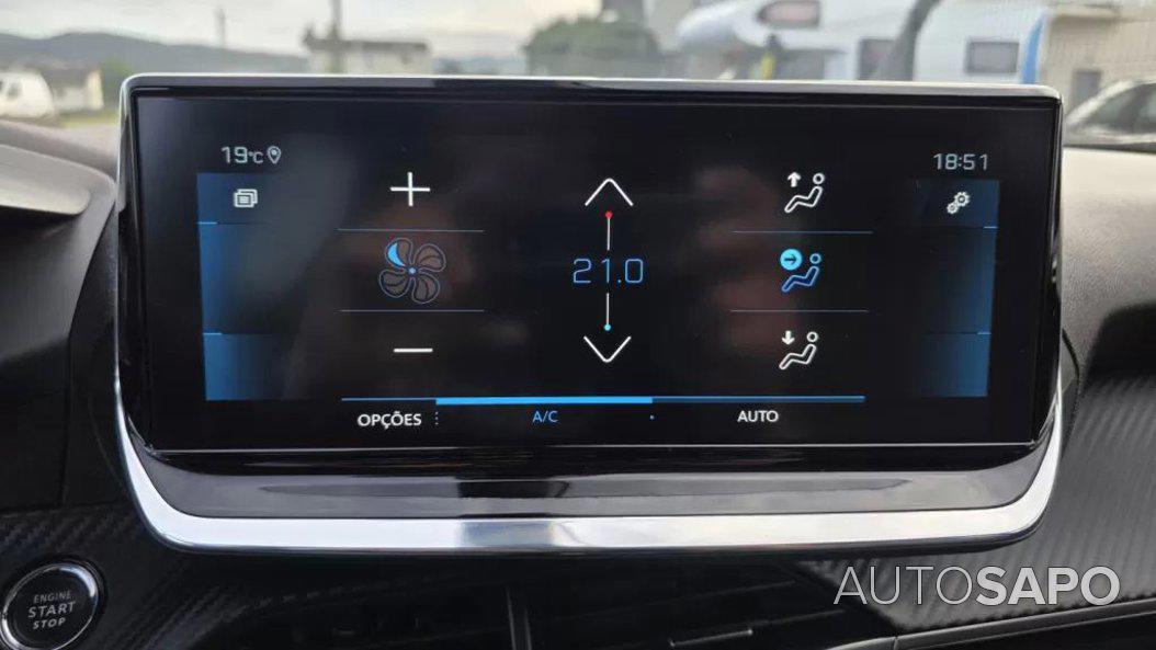 Peugeot 2008 1.5 BlueHDi Allure de 2021