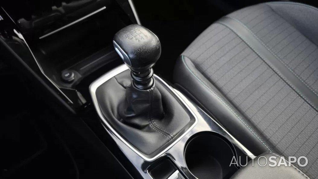 Peugeot 2008 1.5 BlueHDi Allure de 2021