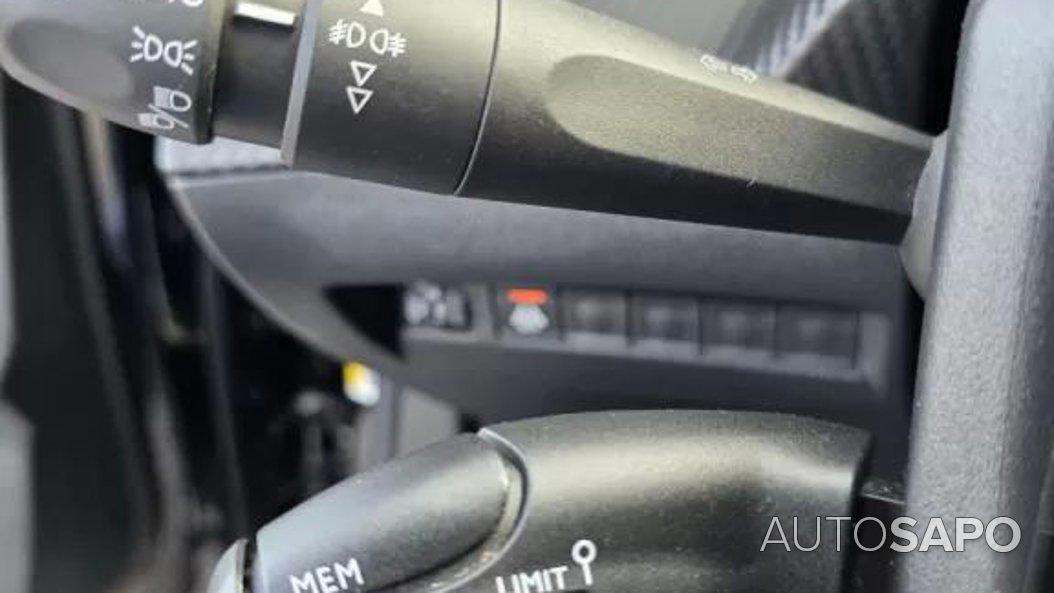 Peugeot 2008 1.5 BlueHDi Allure de 2021
