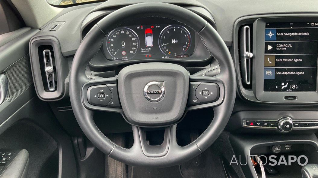 Volvo XC40 1.5 T2 Momentum Core de 2021