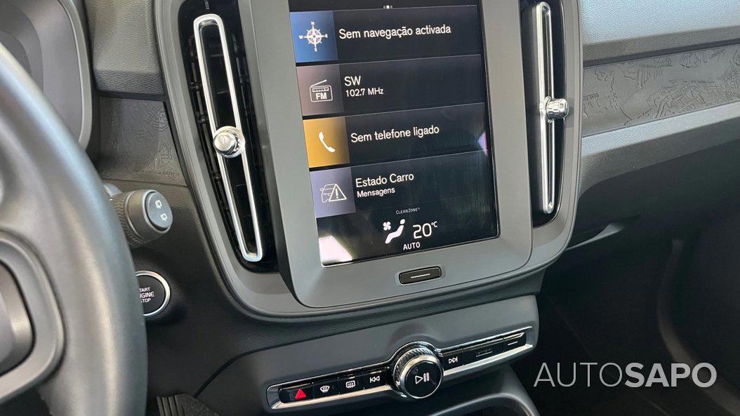 Volvo XC40 1.5 T2 Momentum Core de 2021