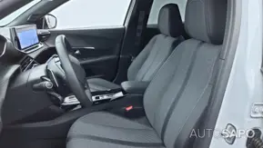 Peugeot 2008 1.2 PureTech Allure EAT8 de 2024