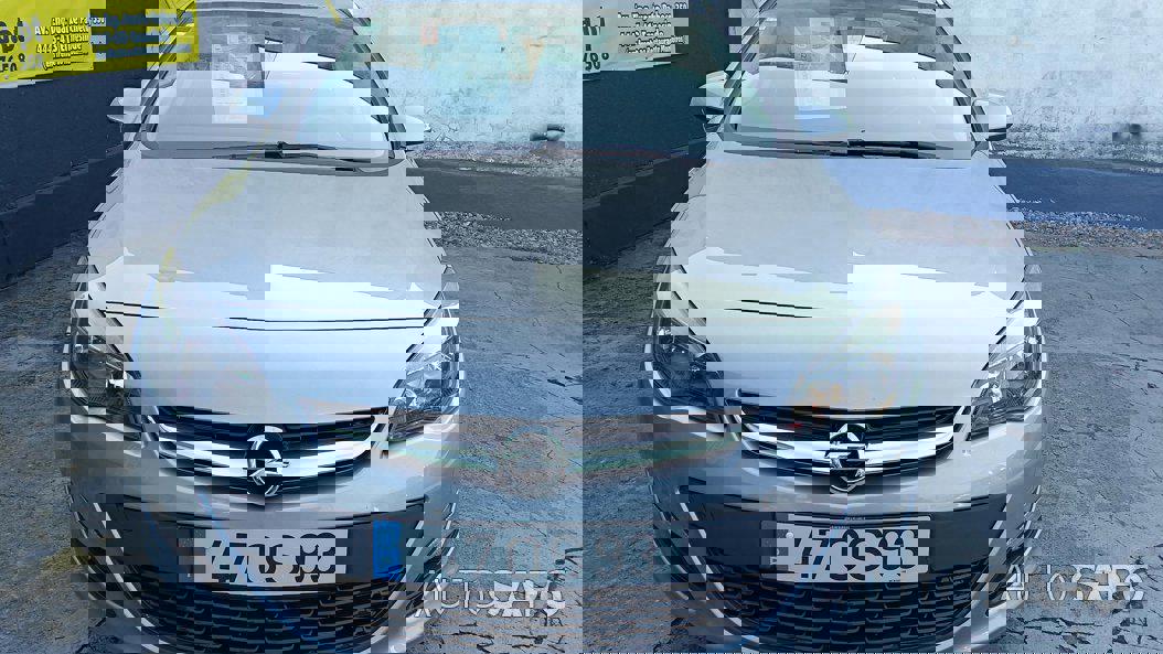 Opel Astra de 2014