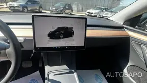Tesla Model Y de 2024