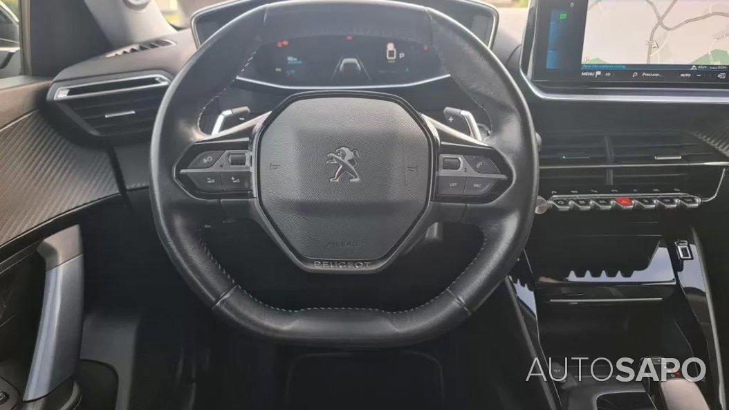 Peugeot 2008 1.5 BlueHDi Allure EAT8 de 2020