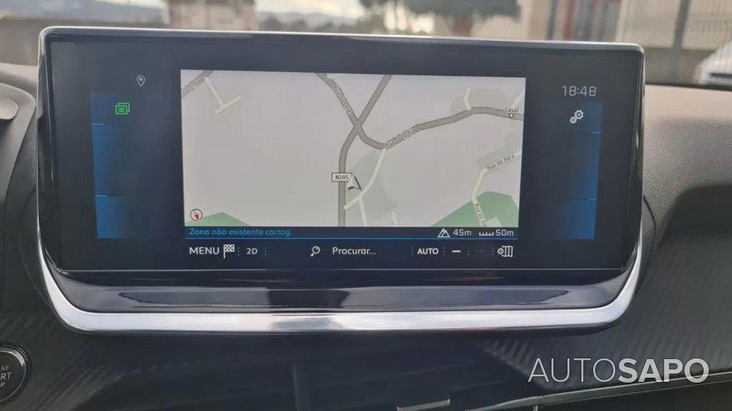 Peugeot 2008 1.5 BlueHDi Allure EAT8 de 2020