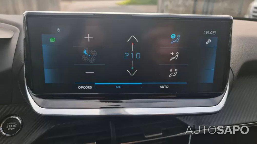 Peugeot 2008 1.5 BlueHDi Allure EAT8 de 2020