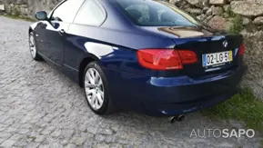 BMW Série 3 320 i Coupé de 2011