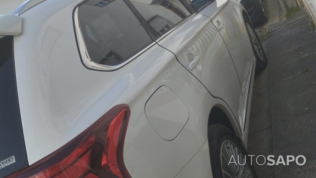 Mitsubishi Outlander 2.4 PHEV Instyle de 2018