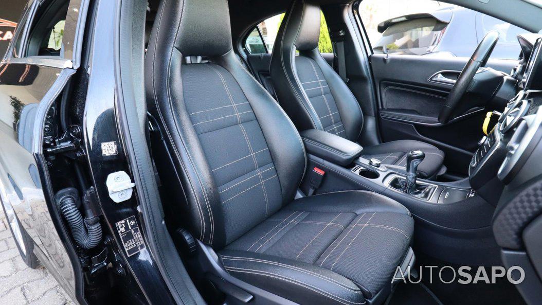 Mercedes-Benz Classe A 180 CDi B.E. Urban de 2016