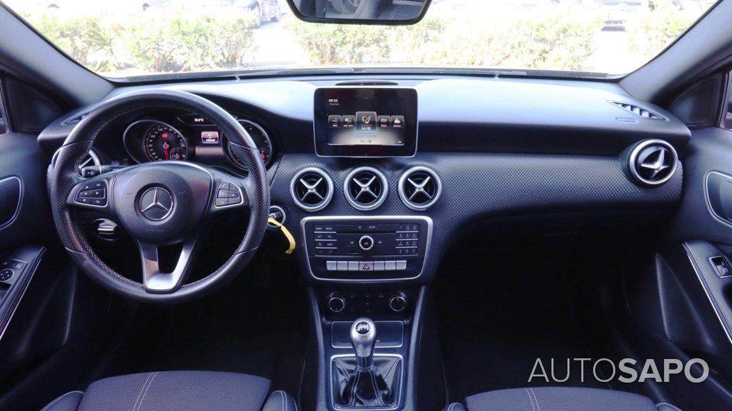 Mercedes-Benz Classe A 180 CDi B.E. Urban de 2016