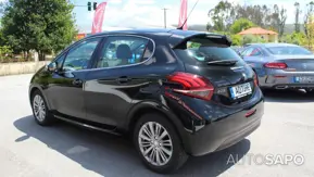Peugeot 208 de 2015