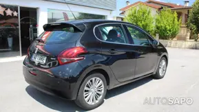 Peugeot 208 de 2015