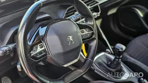 Peugeot 2008 1.2 PureTech Active Pack de 2020