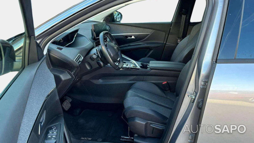 Peugeot 5008 de 2021