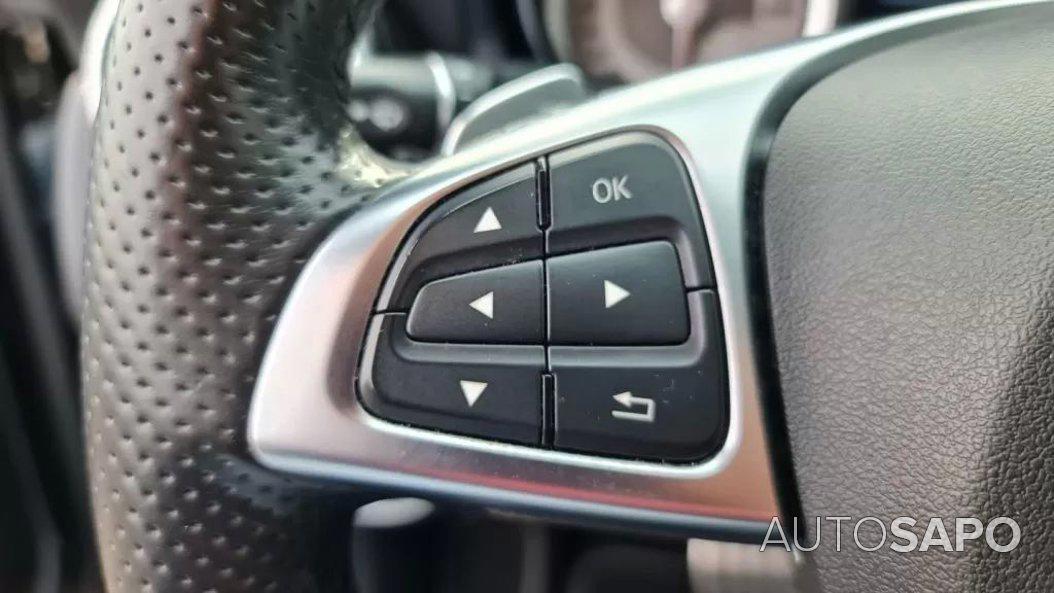 Mercedes-Benz Classe CLA 200 d Shooting Brake AMG Line de 2016