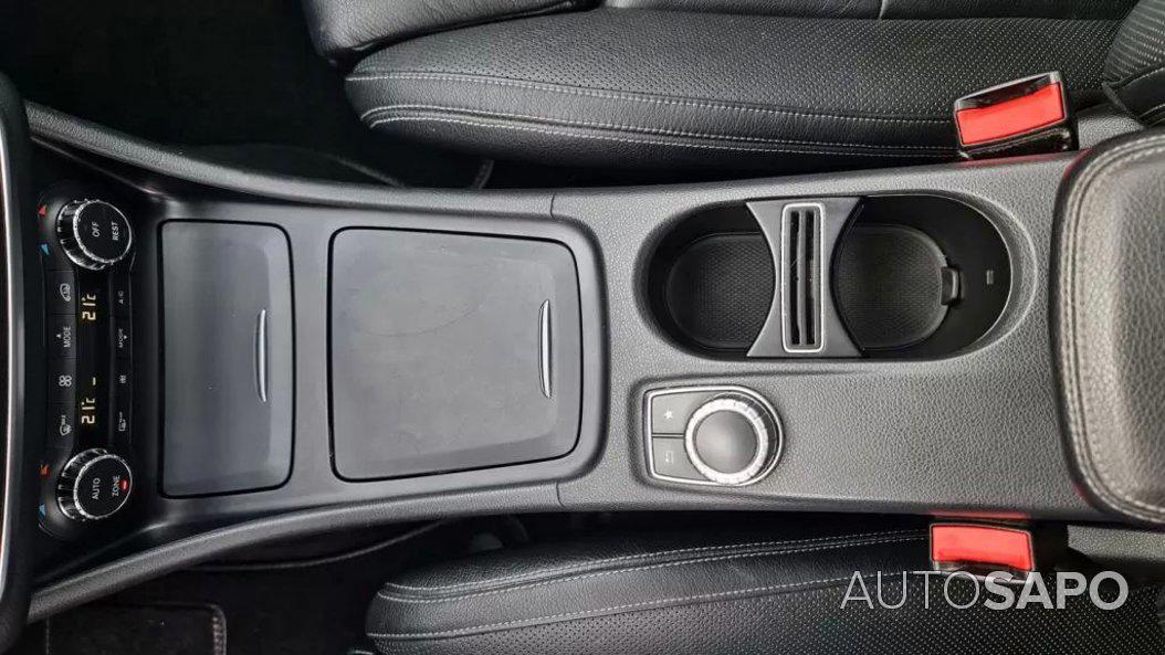 Mercedes-Benz Classe CLA 200 d Shooting Brake AMG Line de 2016