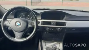 BMW Série 3 318 d Touring de 2011