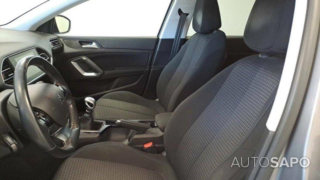 Peugeot 308 1.5 BlueHDi Allure Pack EAT8 de 2020