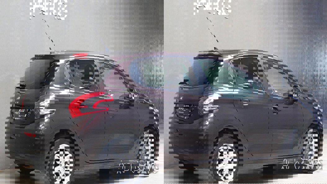 Peugeot 208 de 2012