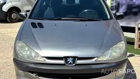 Peugeot 206 1.1 Color Line de 2001