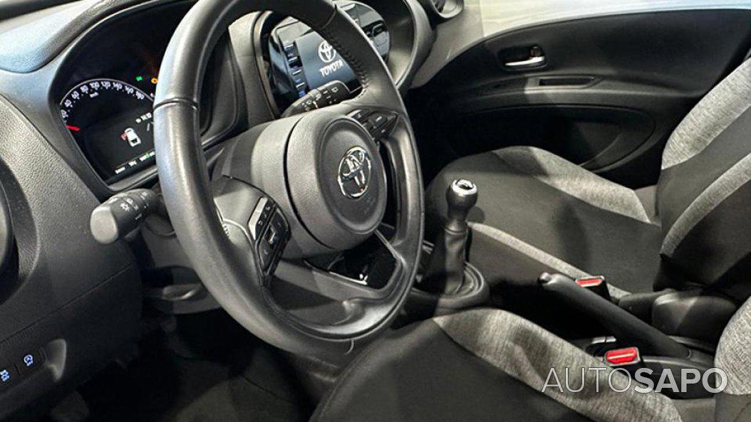 Toyota Aygo 1.0 X-Play de 2023