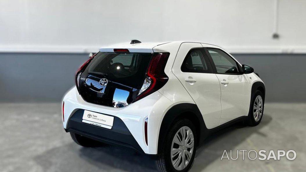 Toyota Aygo 1.0 X-Play de 2023