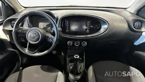 Toyota Aygo 1.0 X-Play de 2023