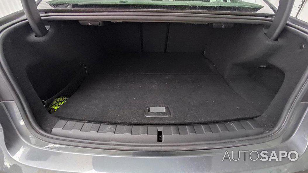 BMW Série 3 330 e Auto de 2020
