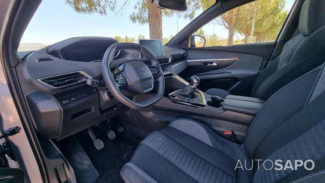Peugeot 3008 1.2 PureTech Active Pack de 2023