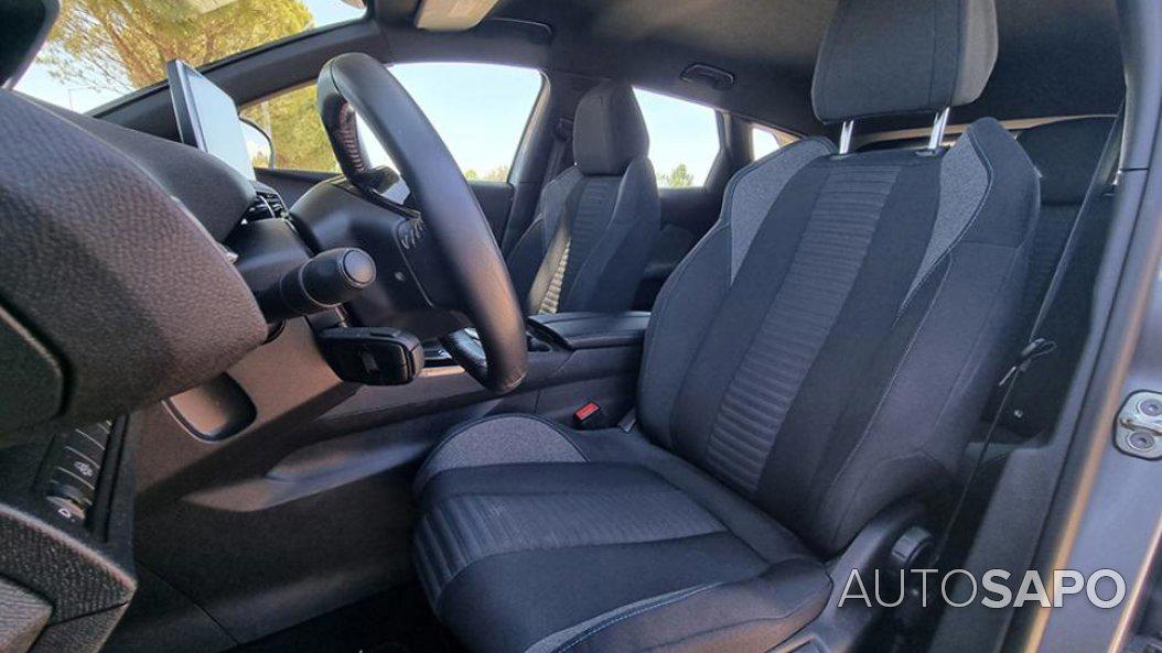 Peugeot 3008 1.2 PureTech Active Pack de 2023